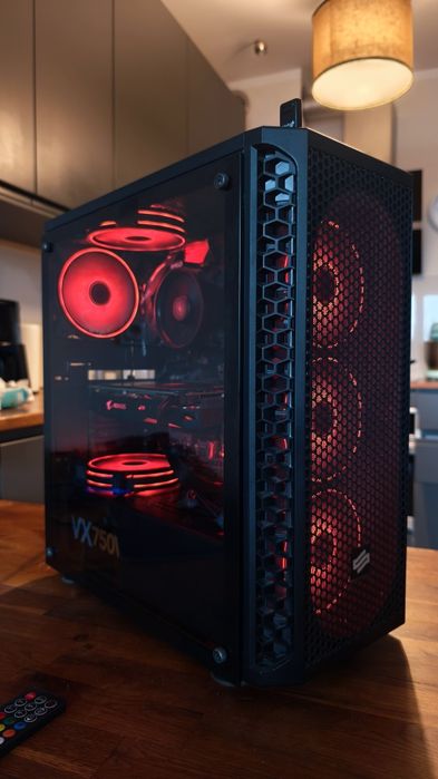 Komputer stacjonarny gamingowy AORUS 16gb RAM, ryzen 5, rx570, ARGB