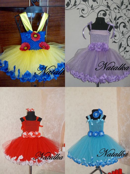 Святкове платтячко з декором по низу.