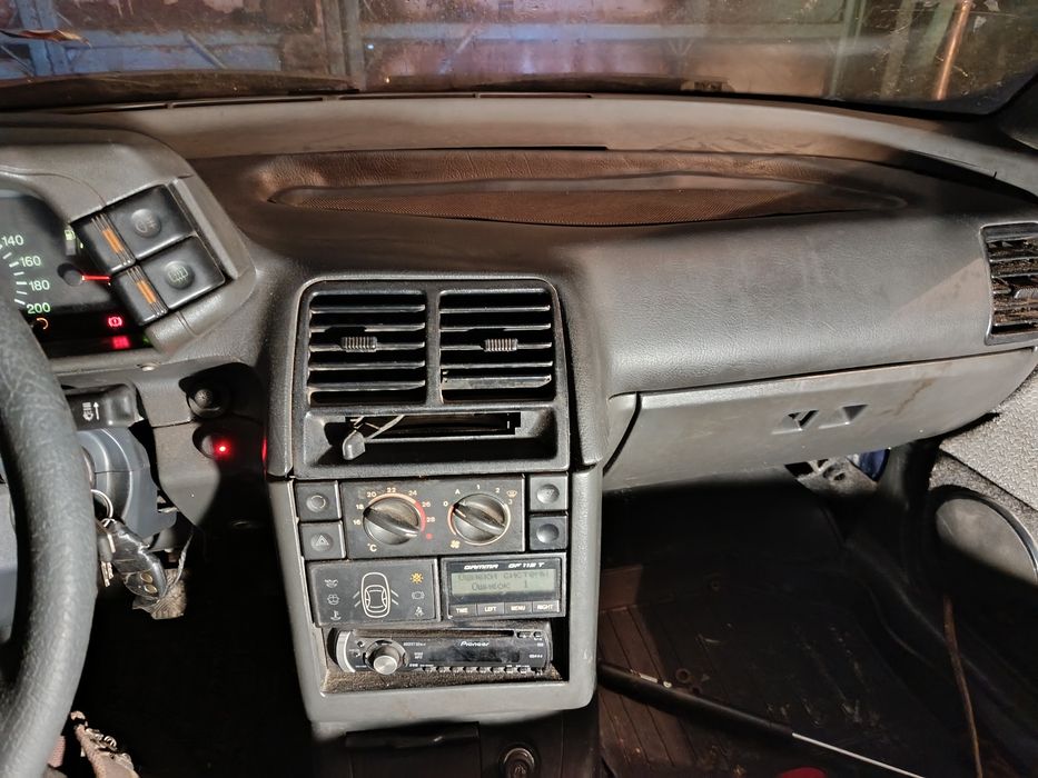 Панель приборов, торпеда ваз 2110-2112