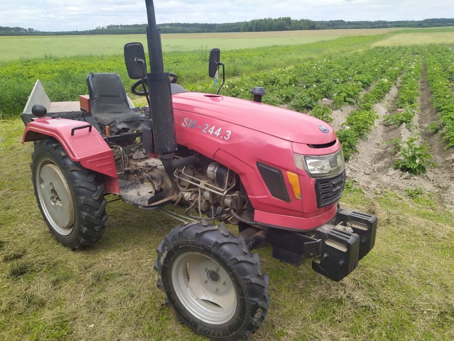 Трактор SM-244-3