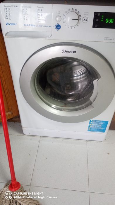 Máquina Lavar Roupa Indesit