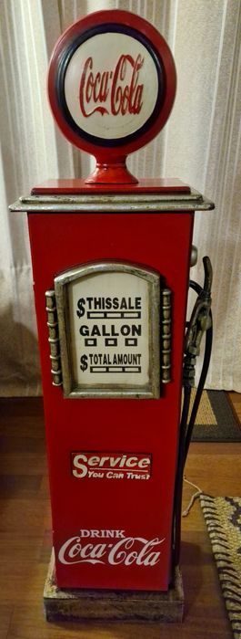 Armário estilo vintage para guardar CD's ou outros