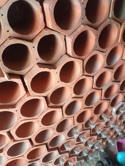 Garrafeira em bom estado