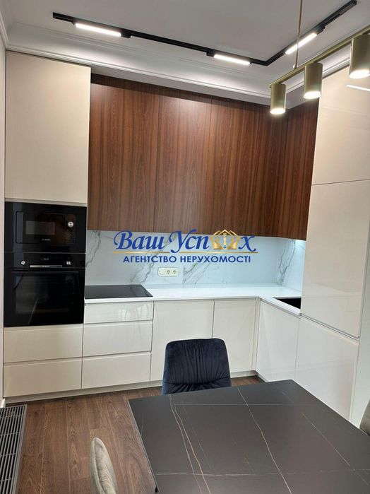 Продажа 4 ком первая сдача. ЖК PecherSkY, вул. Болсунівська 2.