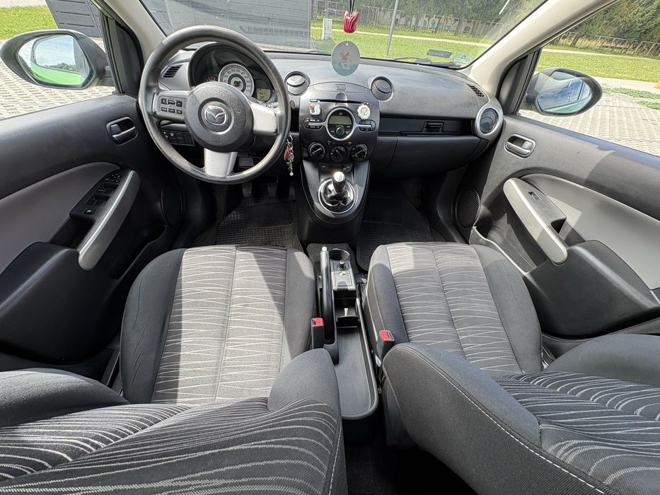 Mazda 2 Rok 2009
