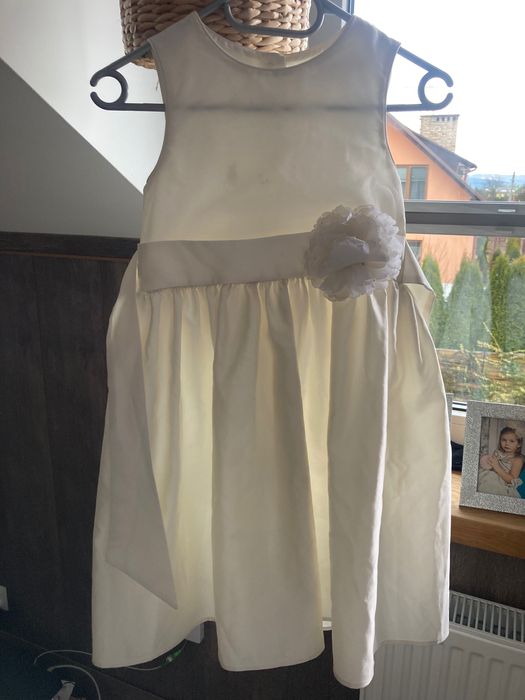 Biała Sukienka Do sypania kwiatków