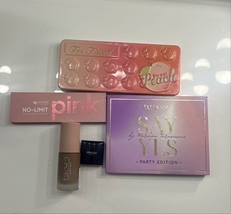 Zestaw palet i bronzer na mokro