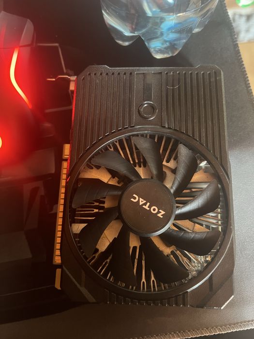 Karta graficzna Geforce GTX 1050 ti 4gb GDDR5