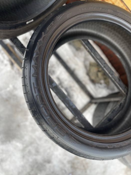 Шини 225/45 r19 Dunlop літо, в ідеальному стані