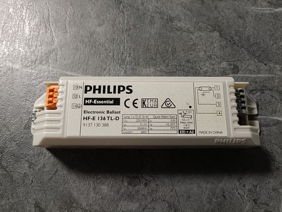 Statecznik elektroniczny Philips HF-E136
