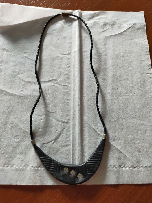 Naszyjnik ze skóry ręcznie robiony