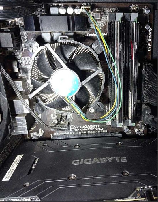 Komputer stacjonarny do prac biurowych/gier