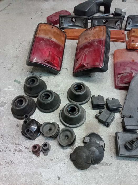 Części FIAT 126p MALUCH lampy tył, osłona półosi i inne