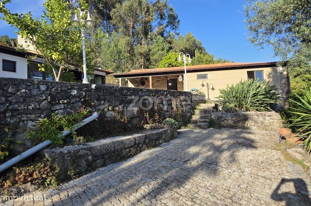 Moradia T3 com Piscina em Nevogilde, Vila Verde