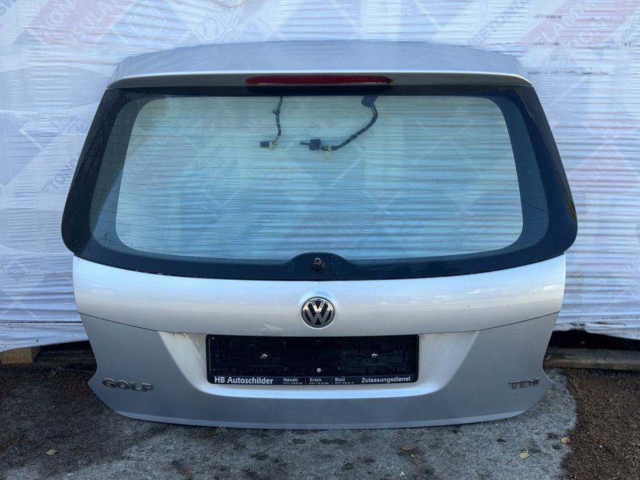 Ляда Golf 5 LA7W срібна універсал кришка багажника гольф 5