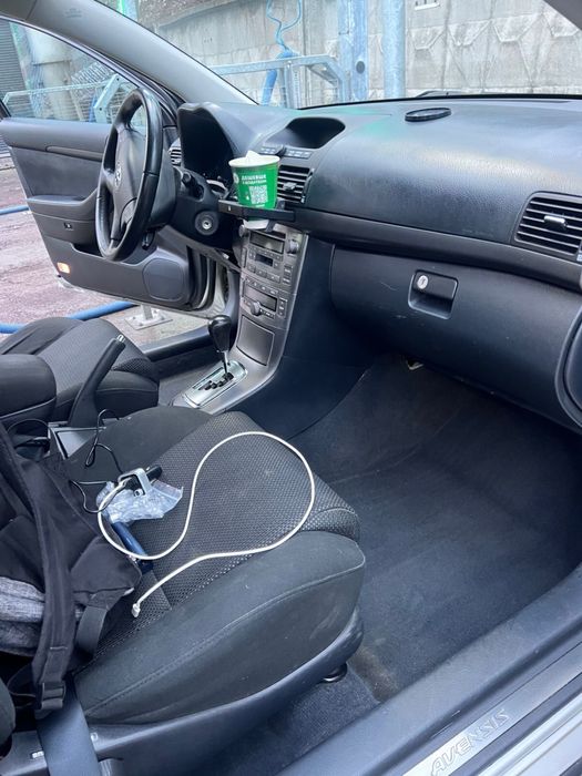 Toyota avensis універсал  для військового.