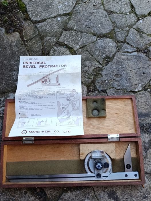 Sprzedam Kątomierz produkcji japońskiej stan bardzo mądre