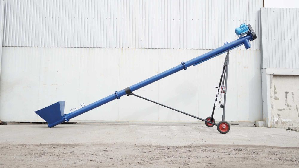 Шнековий навантажувач, погрузчик для зерна. Транспортер, шнек, конвеєр