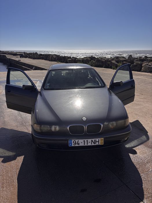 Vendo carro Bmw 520i — photo 2