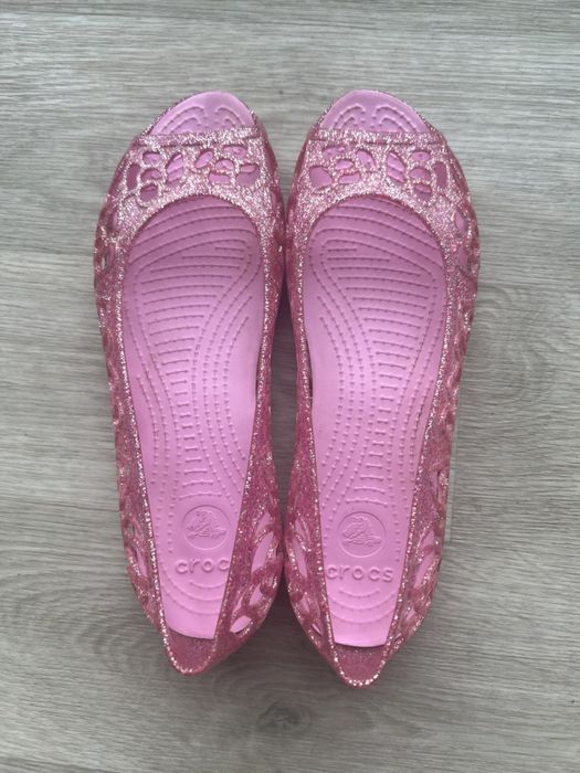 Чудові балетки Crocs!
