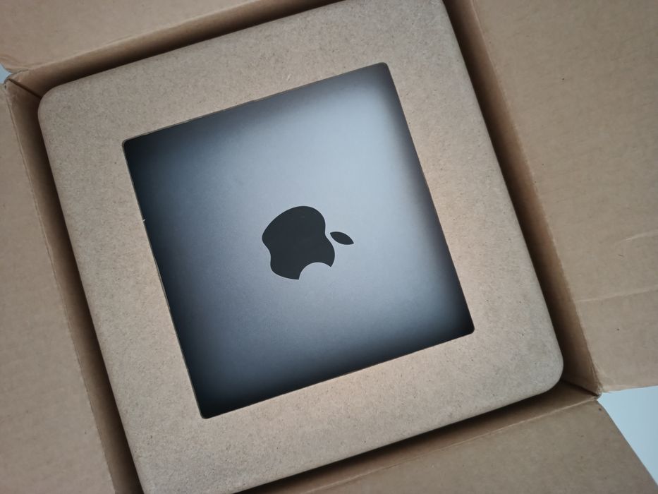 APPLE Mac Mini 2018 3.2 GHz 6-Core i7 32GB 512GB SSD PEREŁKA!