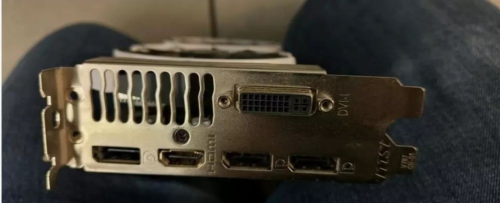 Placa gráfica (GPU) - MSI NVIDIA GTX 960 2GB GDDR5