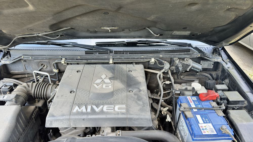 Продам Pajero Wagon 3.8
