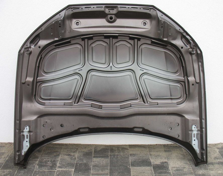 Audi A4 B9 maska pokrywa silnika Opis