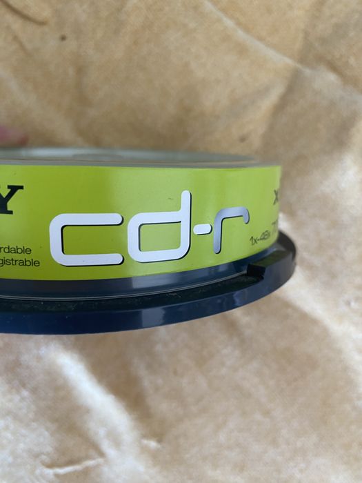 Caixa com 6 cds novos