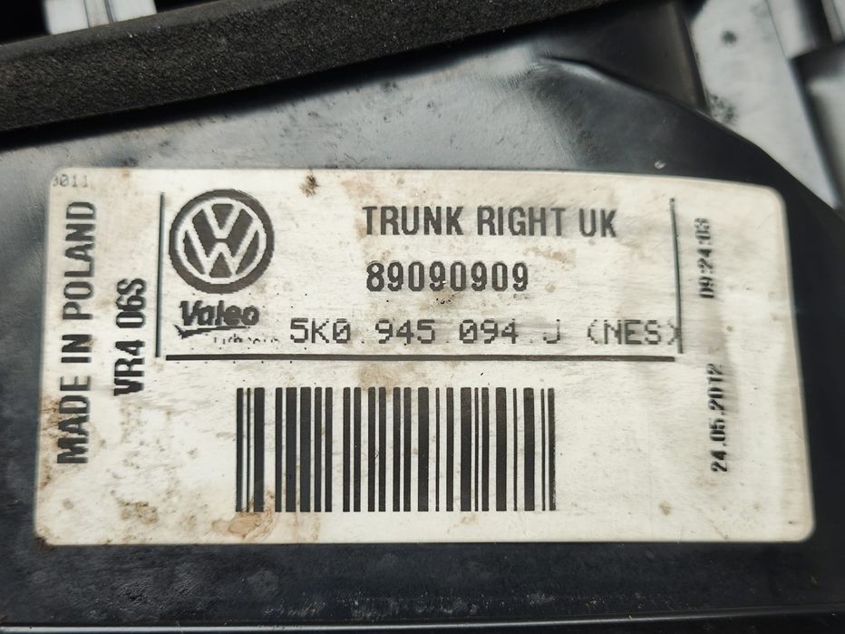 Farolins de mala direito esquerdo originais VW Volkswagen Golf 6 VI