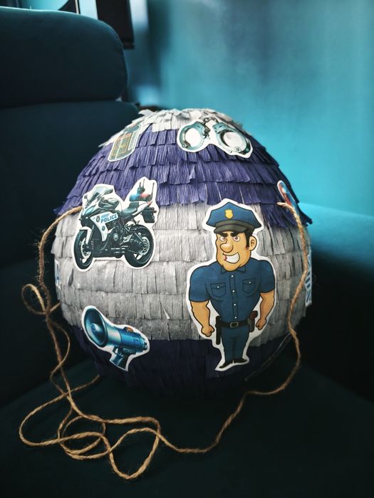 Piniata w tematyce POLICJI