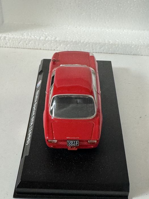 Alfa Romeo 1600 escala 1:43