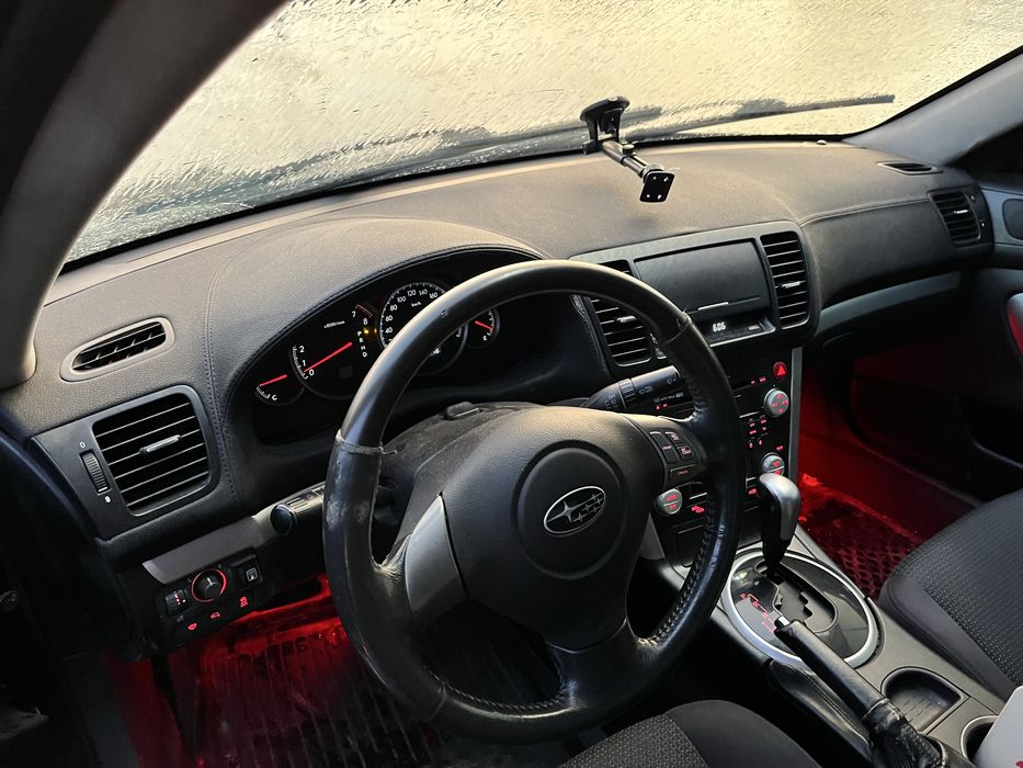 Субаро повний привід автомат