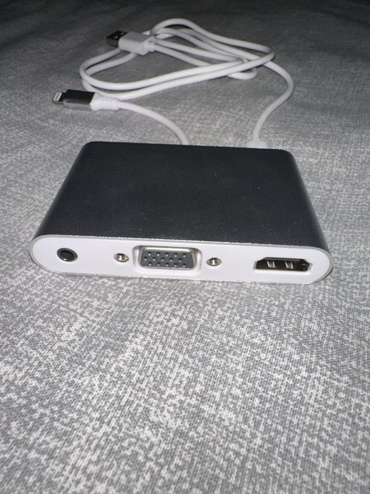 Перехідник HDMI PowerPlant Lightning (M) - HDMI, VGA, 3.5 мм (F)