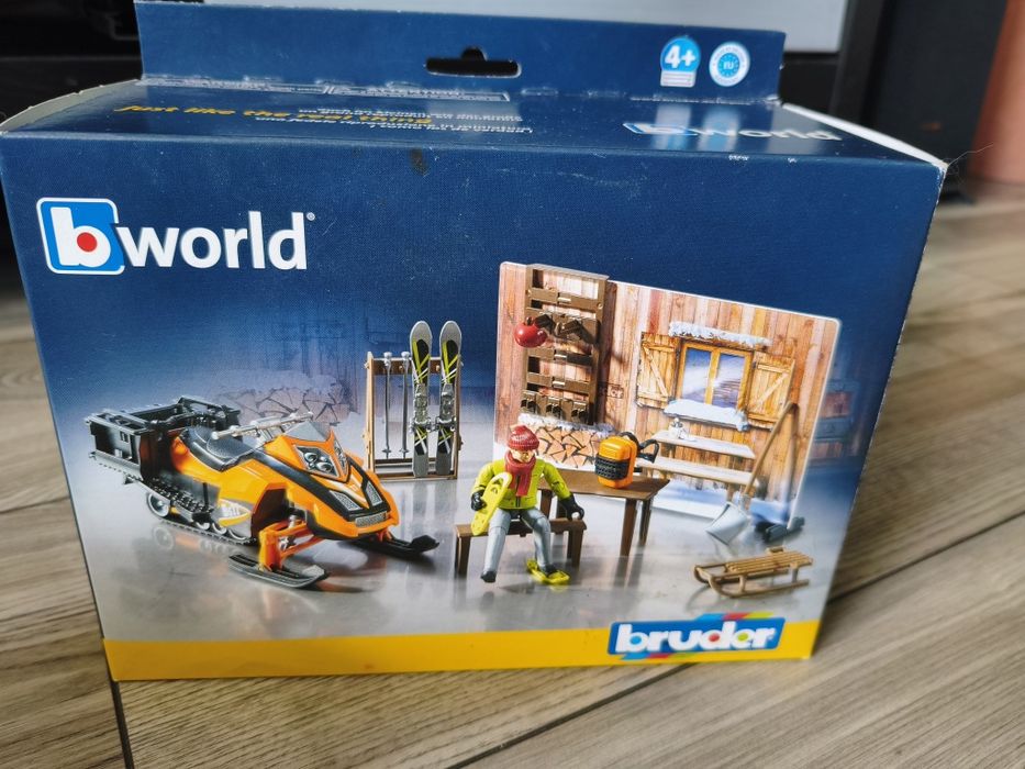 Sprzedam zestaw Bruder chatka zimowa i skuter śnieżny