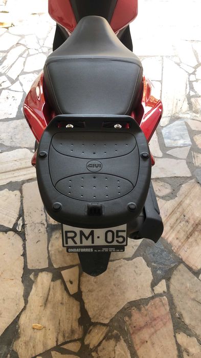 PCX 125cc [20mil km] como nova • 3x sem juros