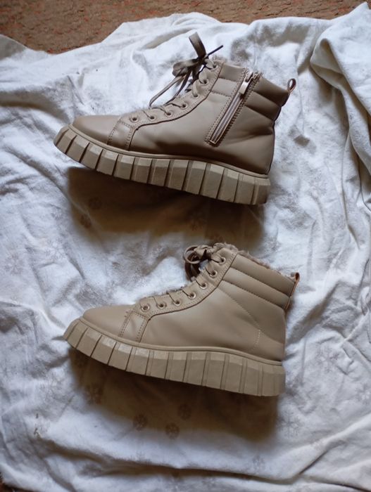 Ботинки женские зимние кожаные на платформе р38 24.5см Испания