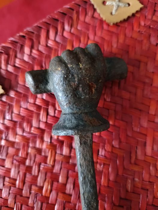 Objecto em ferro antigo