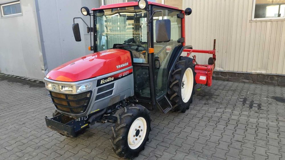 Japoński traktorek Yanmar US261 4x4 26KM Rewers Klima Wspomaganie Gleb