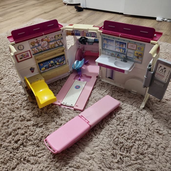 Barbie karetka rozkładana