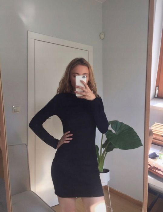 Mała czarna sukienka zara xs