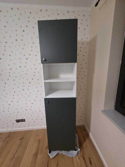 Regał i biurko Modeo