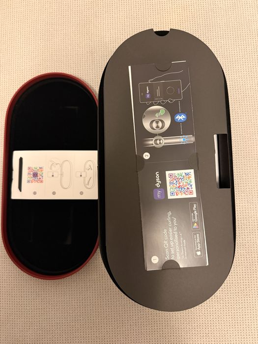 Dyson AirWrap (Red Velvet/Gold)