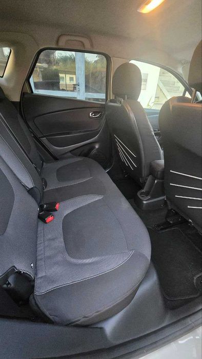 Renault Captur — fotografia 8