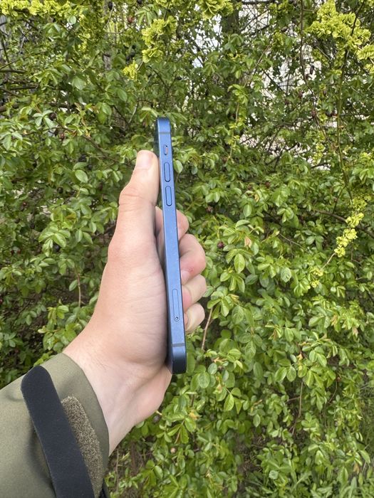 iPhone 12 64GB 100% батарея