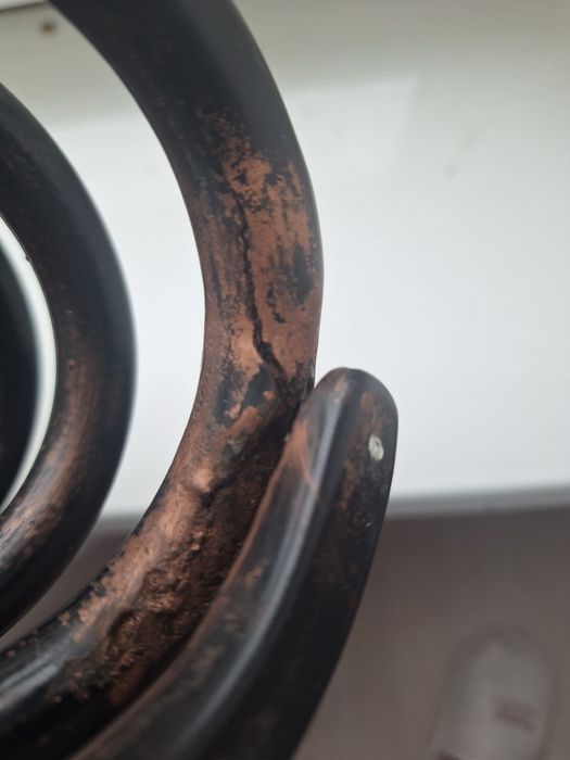 Задняя пружина Lexus GSIV, б/у 2012