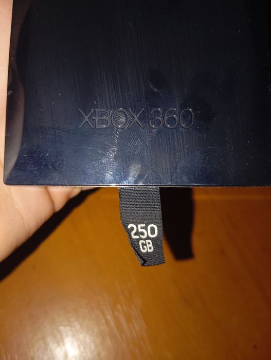Продам xbox 360e
