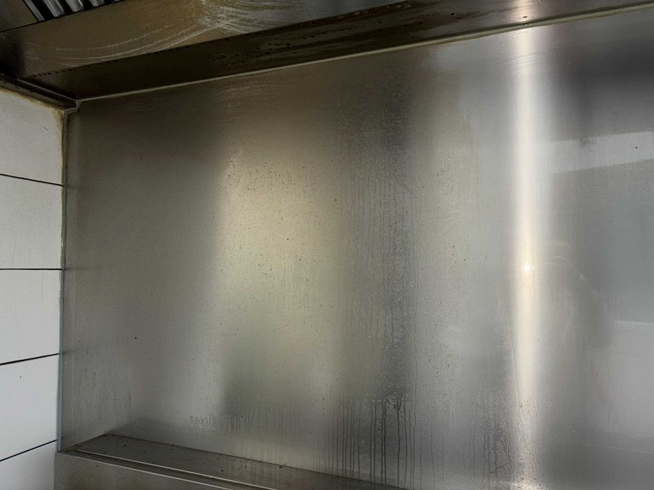 Chapa de INOX - Parede entre Churrasqueira e HOT - Como Nova (2,41m x 1,20m)