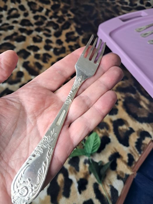 Вилки ЗИШ МНЦ 2- 20 мельхиор: 1 700 грн. - Коллекционирование