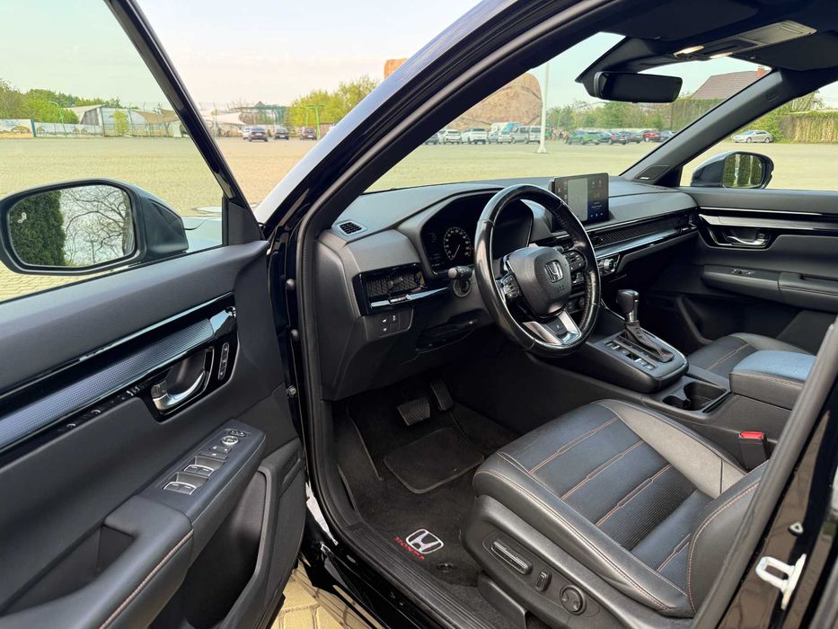 Honda CR-V Hybrid Touring AWD 2023, Канада, максимальна комплектація, 40 тис. км.